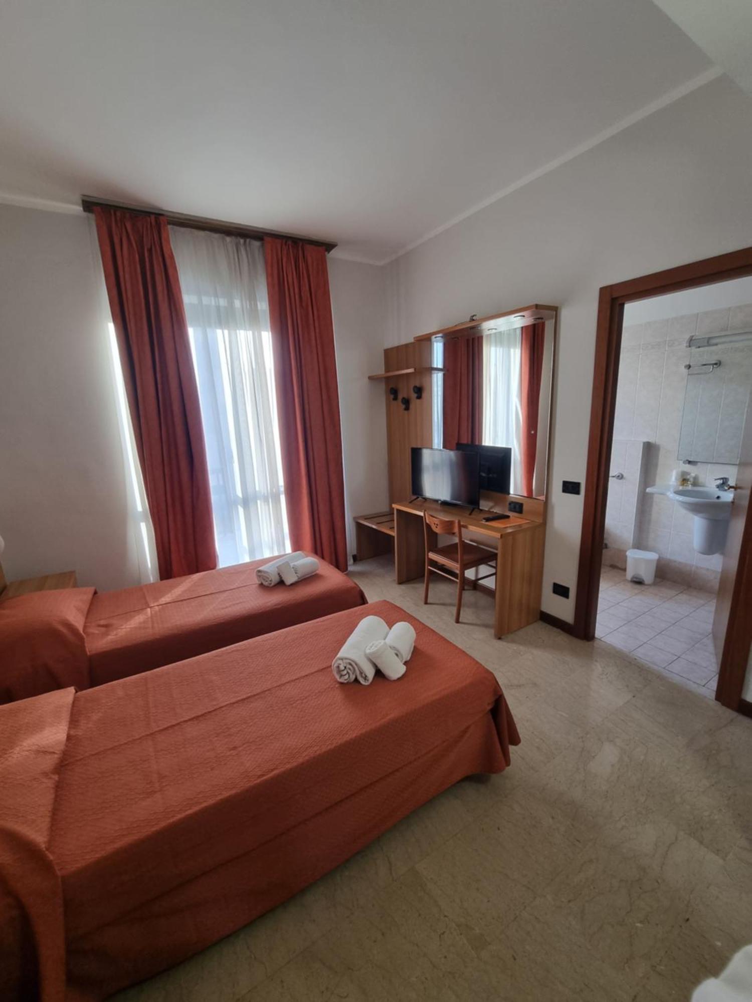 Aba Hotel Монкальєрі Екстер'єр фото