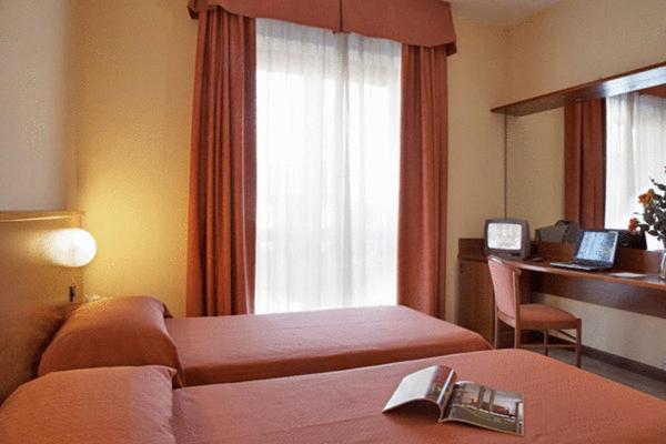 Aba Hotel Монкальєрі Екстер'єр фото
